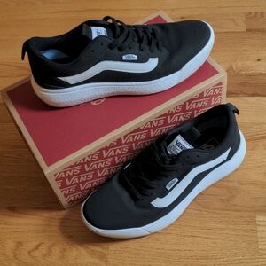 Vans Ultrarange Exo EU41